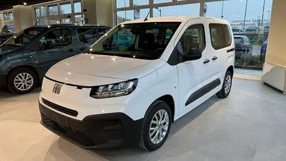 Nuova Fiat Doblò 110 CV (80 kW) 2025 Bianco Monovolume
