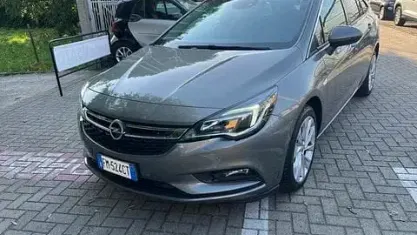 Usata Opel Astra Innovation 110 CV (80 kW) 2017 Grigio Station wagon