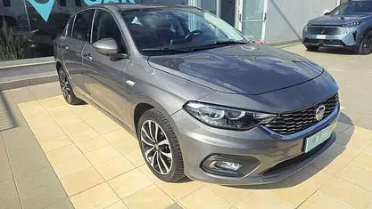 Grigio Usata 2019 Fiat Tipo Lounge Tre volumi | 9500 € (Buon prezzo)