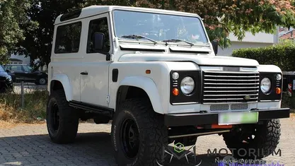 Usata Land Rover Defender 122 CV (89 kW) 2001 SUV