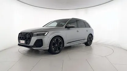 Usata 2025 Audi Q7 S-Line SUV | 86.900 €