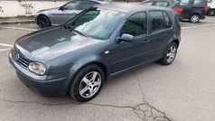 Grigio Usata 2002 VW Golf IV Highline Tre volumi | 1900 € (Buon prezzo)
