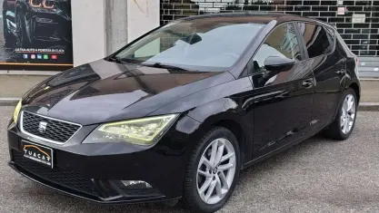 Usata Seat Leon Style 105 CV (77 kW) 2014 Nero Berlina