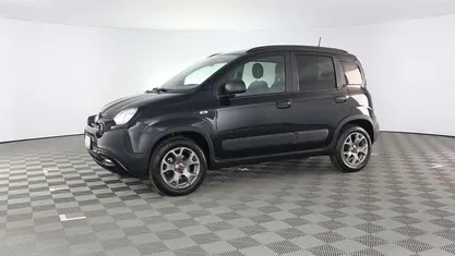 Nero cinema Usata 2022 Fiat Panda Cross Cross Due volumi | 11.900 € (Buon prezzo)