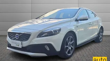 Usata Volvo V40 CC Kinetic 120 CV (88 kW) 2016 Bianco Station wagon