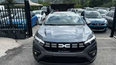 Grigio Nuova 2024 Dacia Sandero Extreme Due volumi | 16.499 € (Ottimo prezzo)