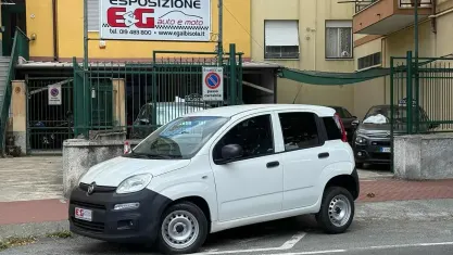 Usata Fiat Panda Pop 69 CV (50 kW) 2018 Bianco Utilitaria