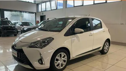 Usata Toyota Yaris Active 72 CV (52 kW) 2019 Berlina