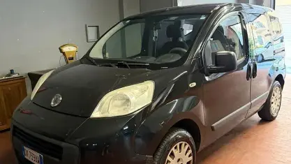 Usata Fiat Qubo Active 69 CV (50 kW) 2010 Nero Monovolume