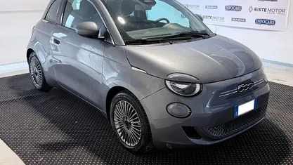 Usata Fiat 500e 86 kW (118 CV) 2020 Berlina