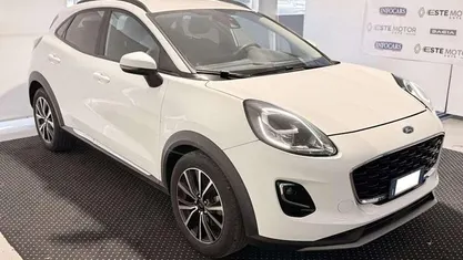 Bianco pastello Usata 2021 Ford Puma Titanium SUV | 13.490 € (Ottimo prezzo)