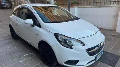Usata Opel Corsa 75 CV (55 kW) 2016 Bianco Coupé