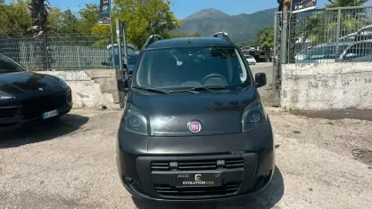 Usata Fiat Qubo Trekking 75 CV (55 kW) 2009 Nero Monovolume