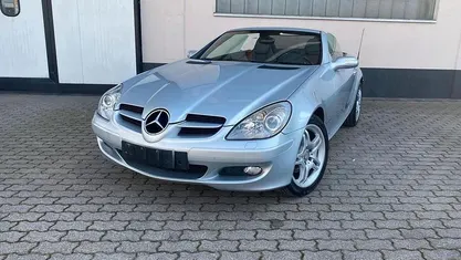 Usata Mercedes SLK200 163 CV (119 kW) 2005 Argento Cabrio