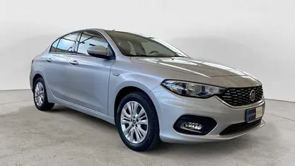 Usata Fiat Tipo Easy 95 CV (69 kW) 2016 Grigio Berlina
