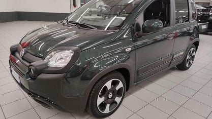 Occasion Fiat Panda Cross Cross Plus 69 ch (50 kW) 2025 Vert Citadine