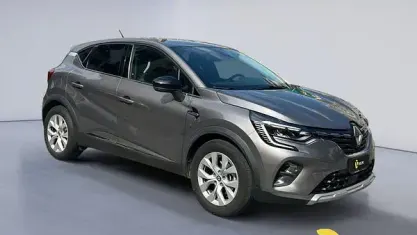 Usata Renault Captur Intens 143 CV (105 kW) 2022 Grigio SUV
