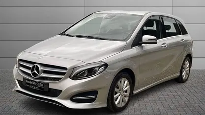 Usata Mercedes 180 109 CV (80 kW) 2016 Berlina