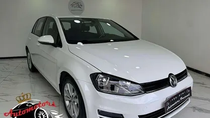 Usata VW Golf VII Highline 105 CV (77 kW) 2013 Berlina
