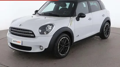 Usata Mini Cooper D Countryman 111 CV (81 kW) 2015 Bianco SUV