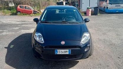 Usata Fiat Punto Lounge 78 CV (57 kW) 2013 Blu Berlina
