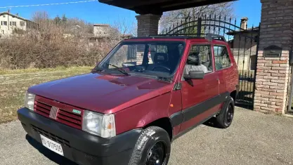 Usata Fiat Panda 4x4 50 CV (36 kW) 1991 Rosso Utilitaria