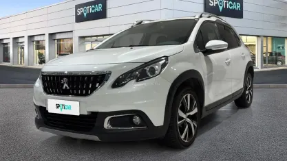 Usata Peugeot 2008 Allure 120 CV (88 kW) 2018 Bianco SUV