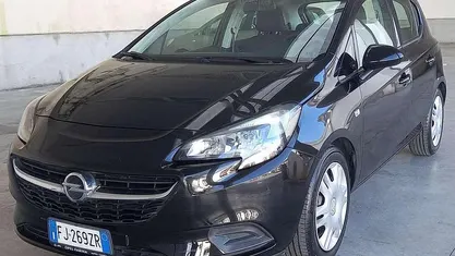 Nero Usata 2017 Opel Corsa Tre volumi | 6490 € (Buon prezzo)