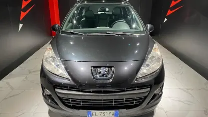 Usata Peugeot 207 Allure 93 CV (68 kW) 2012 Nero Station wagon