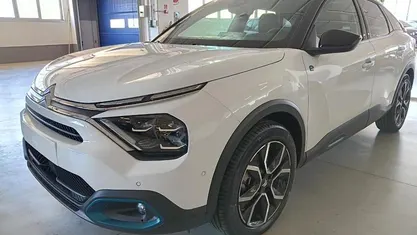 Usata Citroën e-C4 Shine 100 kW (136 CV) 2025 Berlina