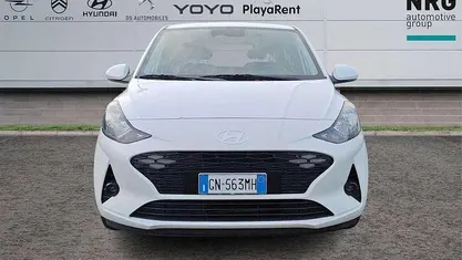 Bianco Usata 2023 Hyundai i10 Due volumi | 13.500 € (Buon prezzo)