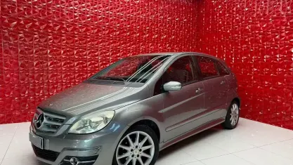 Usata Mercedes B170 116 CV (85 kW) 2008 Grigio Monovolume