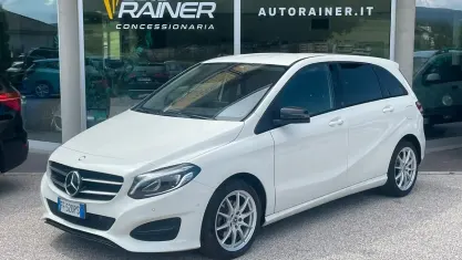 Usata Mercedes B200 136 CV (100 kW) 2016 Bianco Utilitaria