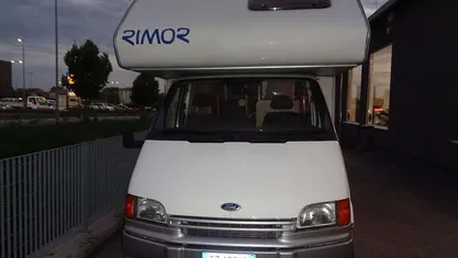 Usata Ford Transit 101 CV (74 kW) 1993 Monovolume