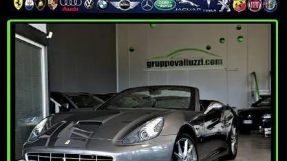 Usata Ferrari California 460 CV (338 kW) 2011 Grigio Cabrio