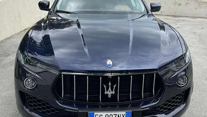 Usata 2016 Maserati Levante GranLusso SUV | 35.499 €