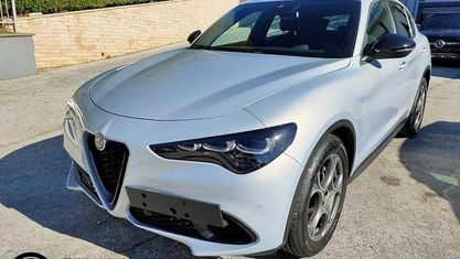 Usata Alfa Romeo Stelvio Sprint 160 CV (117 kW) 2024 Bianco SUV