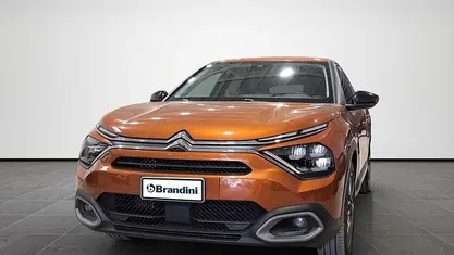 Usata Citroën C4 Shine 131 CV (96 kW) 2020 Marrone Berlina