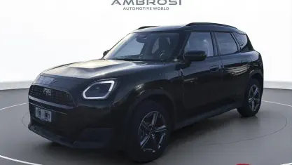 Nuova Mini Countryman Essential 122 CV (89 kW) 2026 Nero SUV