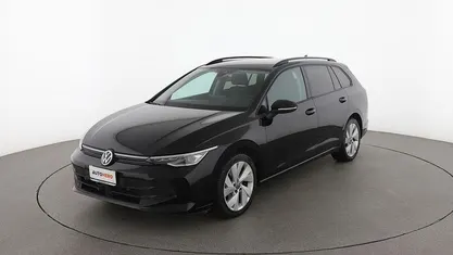 Usata VW Golf VIII Life 150 CV (110 kW) 2024
