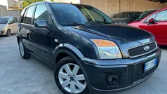 Usata 2006 Ford Fusion Collection Tre volumi | 2500 € (Buon prezzo)