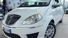 Bianco Usata 2009 Lancia Musa Monovolume | 3350 € (Buon prezzo)