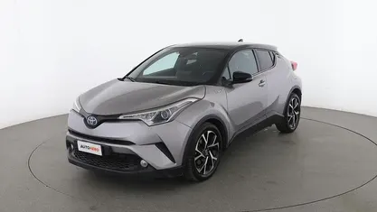 Usata Toyota C-HR Style 122 CV (89 kW) 2017 Argento SUV