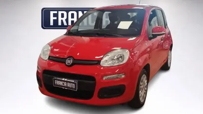 Usata Fiat Panda Easy 69 CV (50 kW) 2016 Rosso Utilitaria
