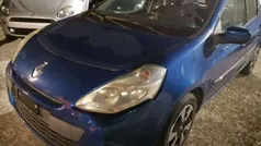Usata 2011 Renault Clio II Dynamique Tre volumi | 4500 € (Buon prezzo)
