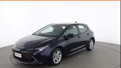 Usata Toyota Corolla Style 98 CV (72 kW) 2021 Blu Berlina
