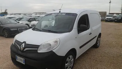 Usata Renault Kangoo 90 CV (66 kW) 2021 Monovolume