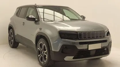 Usata Jeep Avenger Summit 101 CV (74 kW) 2024 Grigio SUV