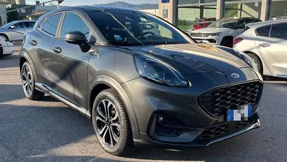 Grigio metallizzato Usata 2024 Ford Puma ST-Line SUV | 16.900 € (Ottimo prezzo)