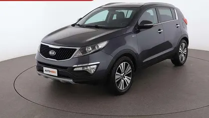 Grigio Usata 2015 Kia Sportage SUV | 11.099 € (Buon prezzo)